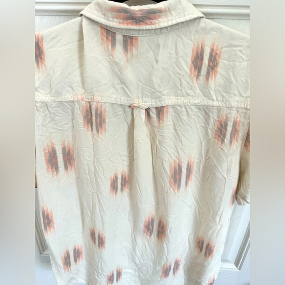 Cotton on Garments Off White & Orange Aztec Print Relaxed Fit Button Down, Large - Picture 2 of 5